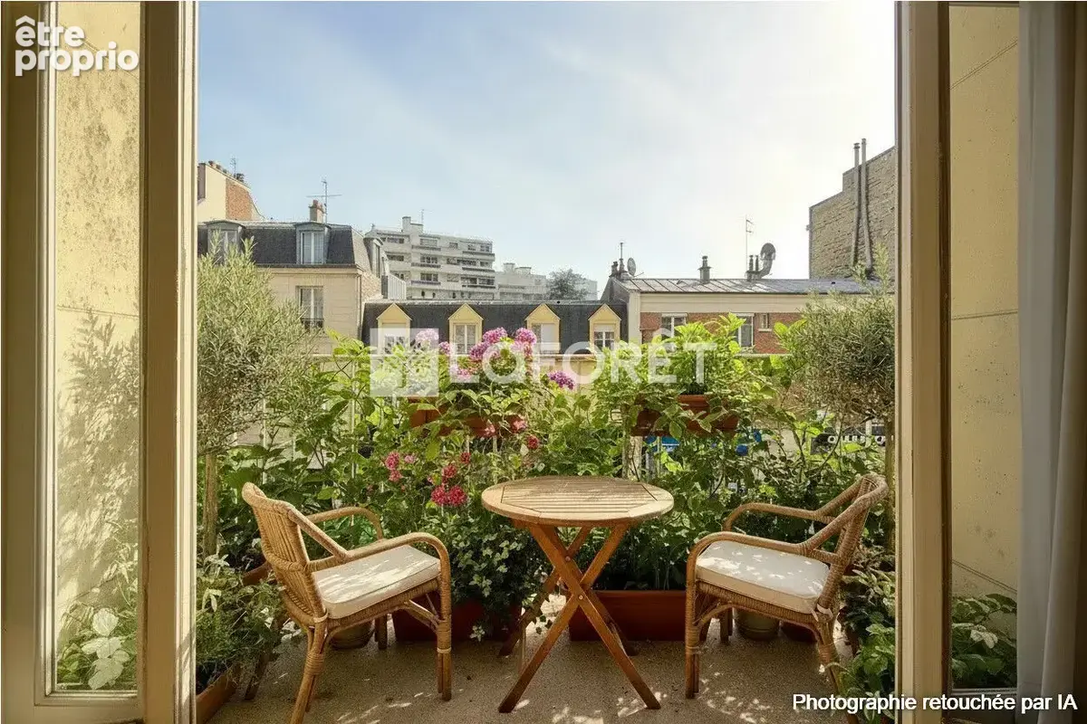 Appartement à COURBEVOIE