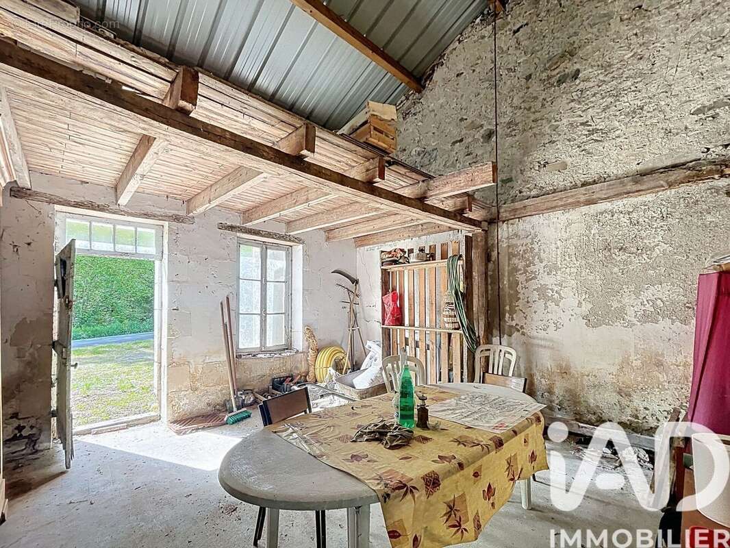 Photo 4 - Maison à LA CHAPELLE-THIREUIL