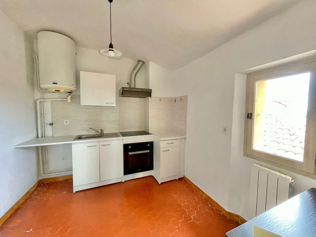Appartement à FAYENCE