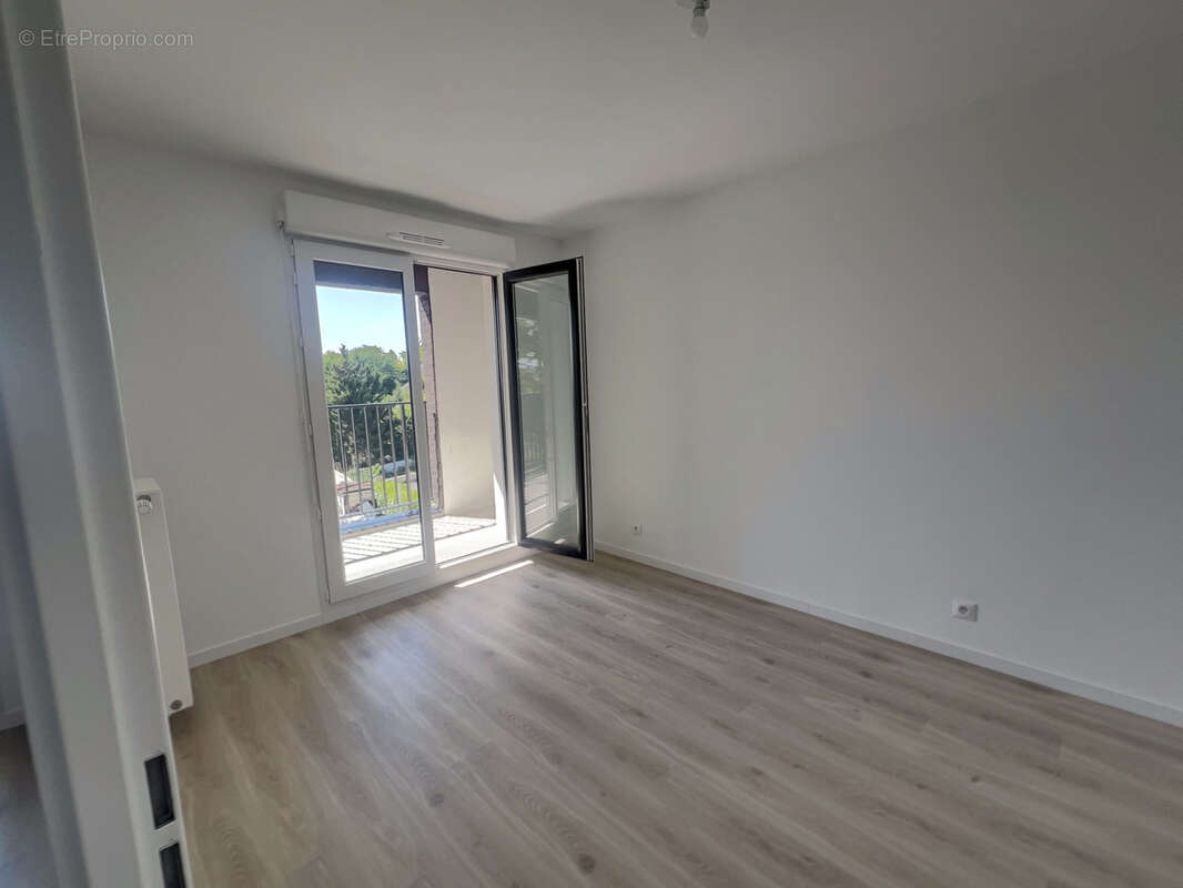 Appartement à POMPONNE