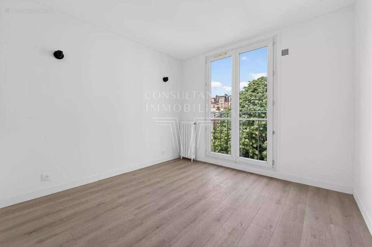Appartement à LEVALLOIS-PERRET