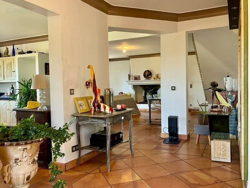 Maison à ROUSSILLON