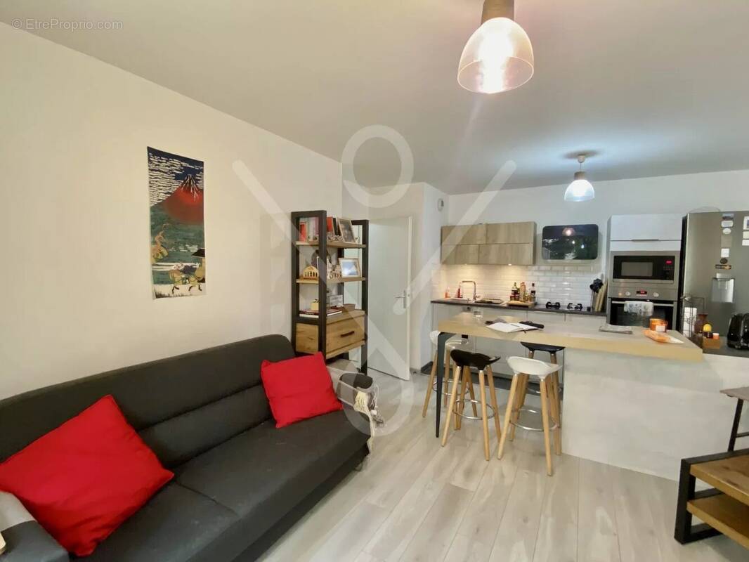 Appartement à AUBERVILLIERS