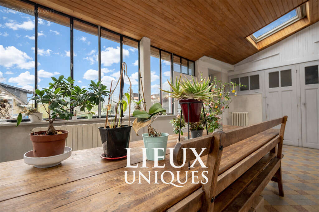 Lieux uniques ® x propriétés privées propose maison de 1930  de 134 m² hyper-centre de vendôme - photo 3