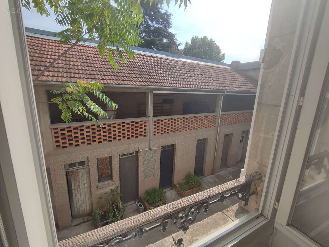 Appartement à FLEURY-LES-AUBRAIS