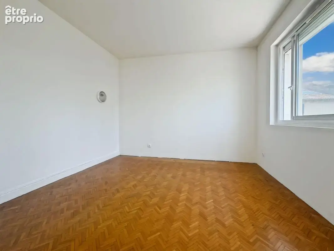 Coup de cœur à Guilherand-Granges – Appartement T4 de 103 m² + 39m² de comble aménageable avec balcon & jardin - photo 6