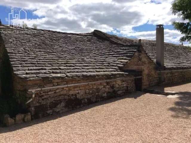 Maison à SEVERAC-LE-CHATEAU