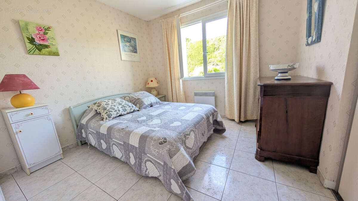 Maison à ESPONDEILHAN