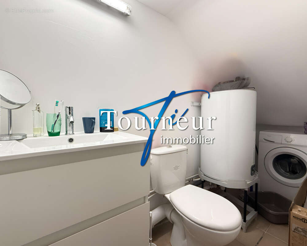 Commerce à SANARY-SUR-MER