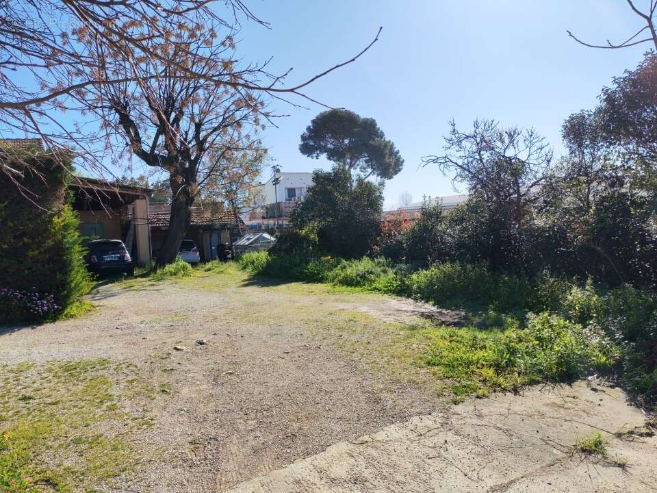Terrain à TOULON