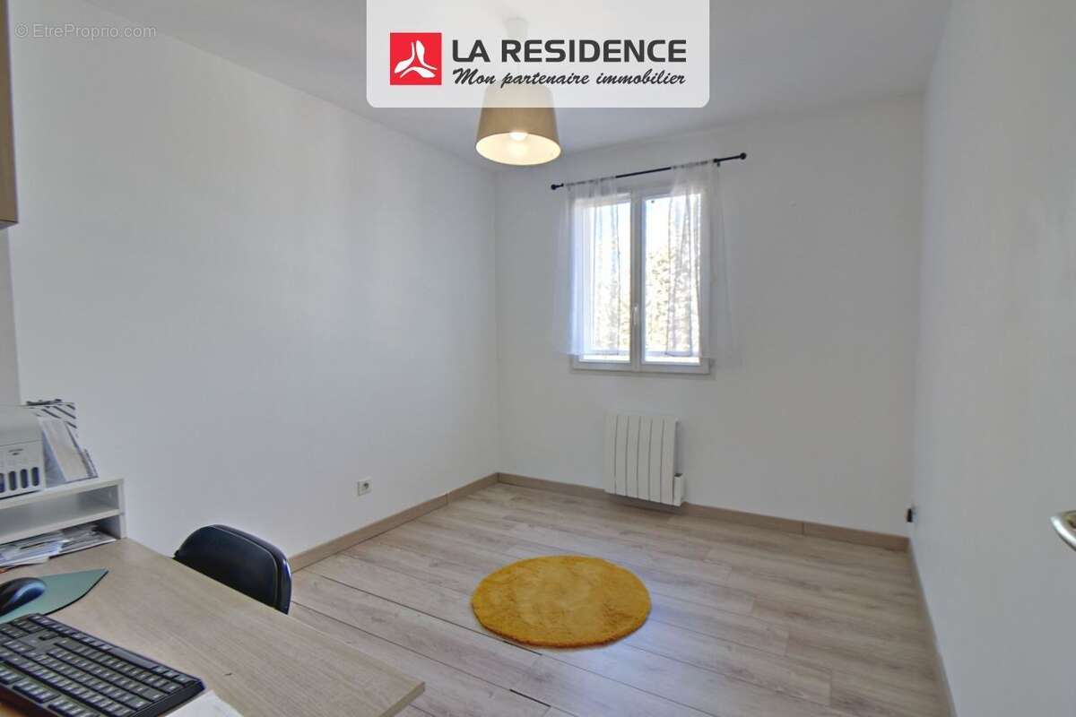 Maison 95 m² à Mantes-La-Ville  - photo 8