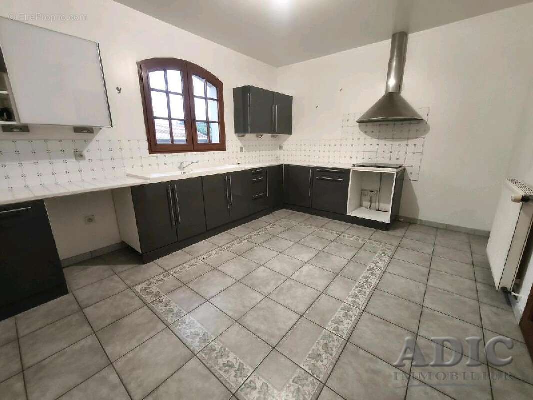 Maison à SAINT-MARD