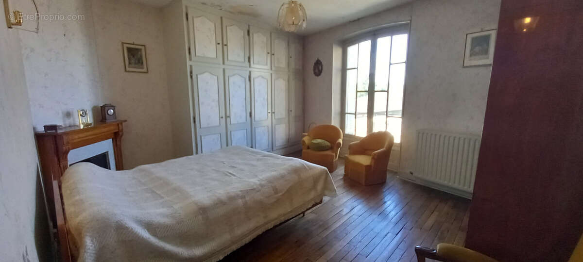Maison à BOURGANEUF
