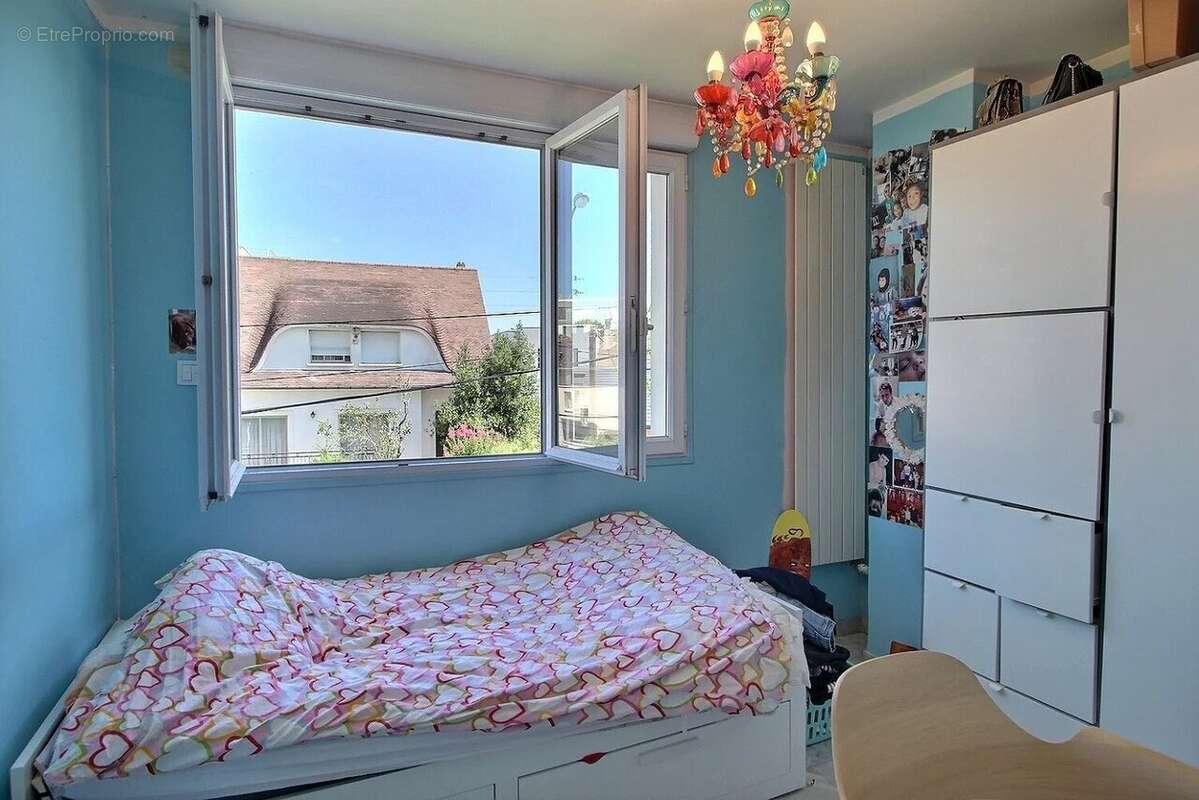 Maison à SAINT-MAUR-DES-FOSSES