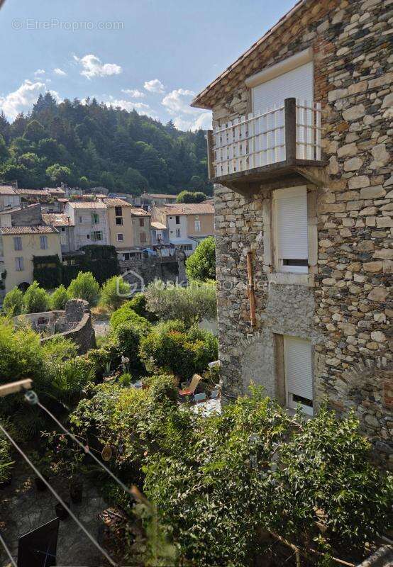 Appartement à SUMENE