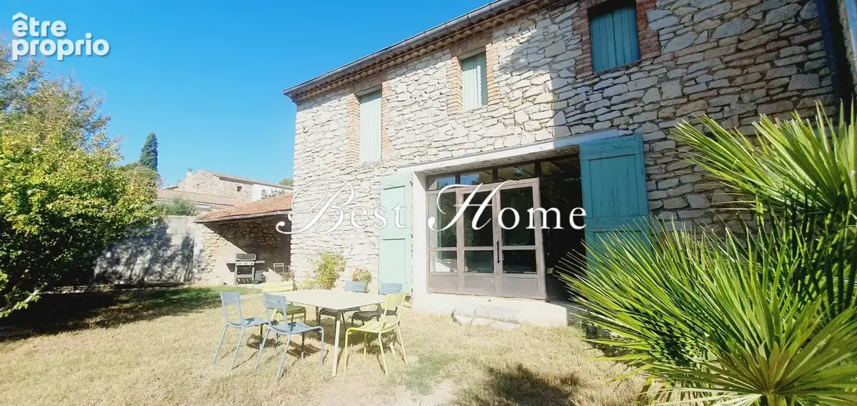 A vendre Au cœur du triangle Nîmes, Uzès et Alès Vente, Authentique maison vigneronne en pierre type 7 - photo 2