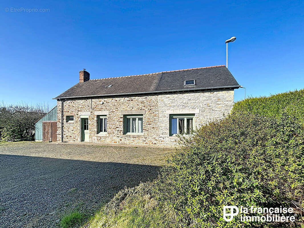 Maison à LA BOUEXIERE