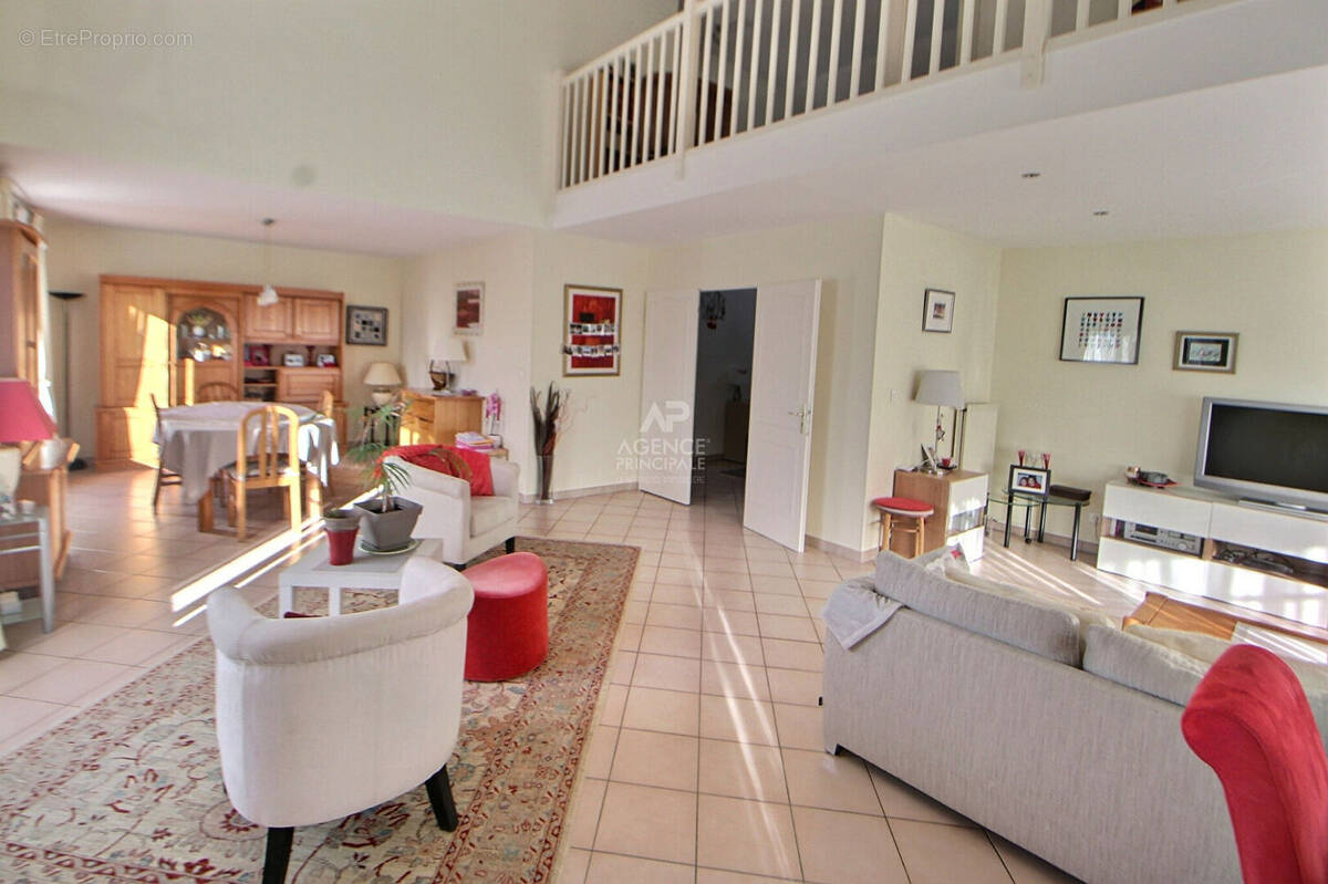 Maison à VERNOUILLET