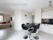 Appartement à VERT-SAINT-DENIS