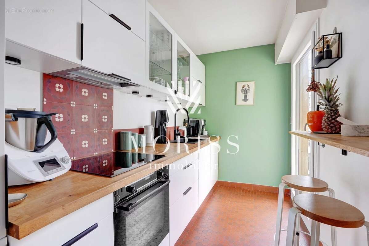 Appartement à PARIS-18E