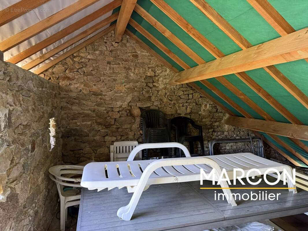 Belle fermette de 176 m² - Secteur JARNAGES - photo 45