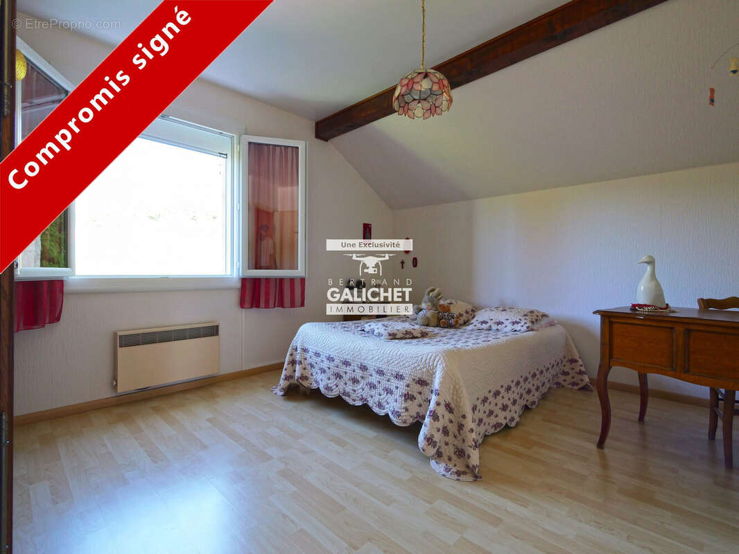 Maison à LA BATIE-NEUVE