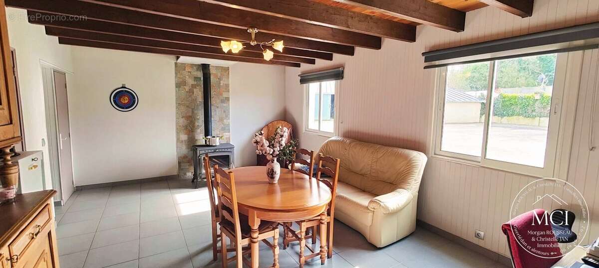 Maison à SAINT-MAYEUX