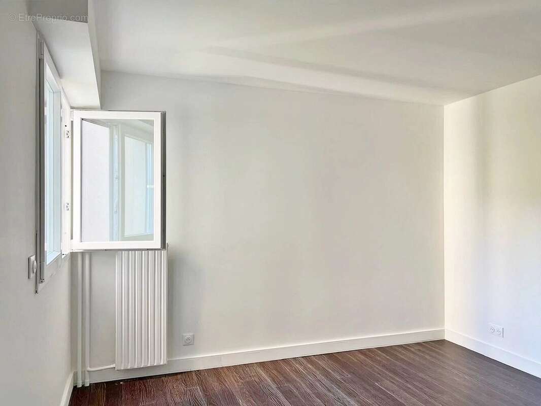 Appartement à SAINT-MAUR-DES-FOSSES