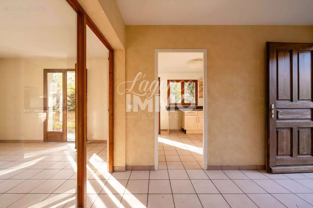 Maison à SAINT-JORIOZ