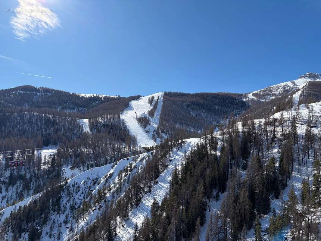 Appartement à SAINT-ETIENNE-DE-TINEE