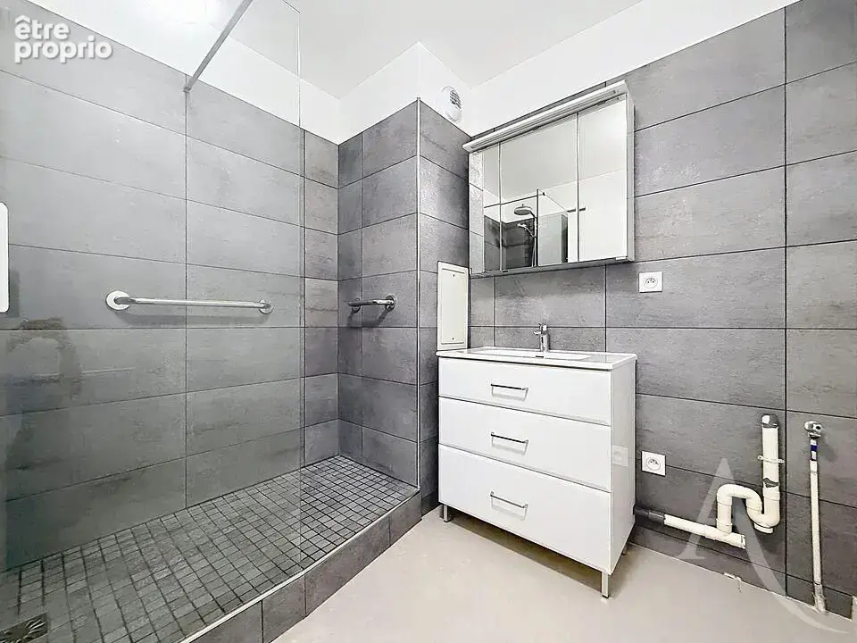 Appartement Mantes La Ville F4 - 74 m² - Balcon proximité gare Mantes la jolie - photo 8