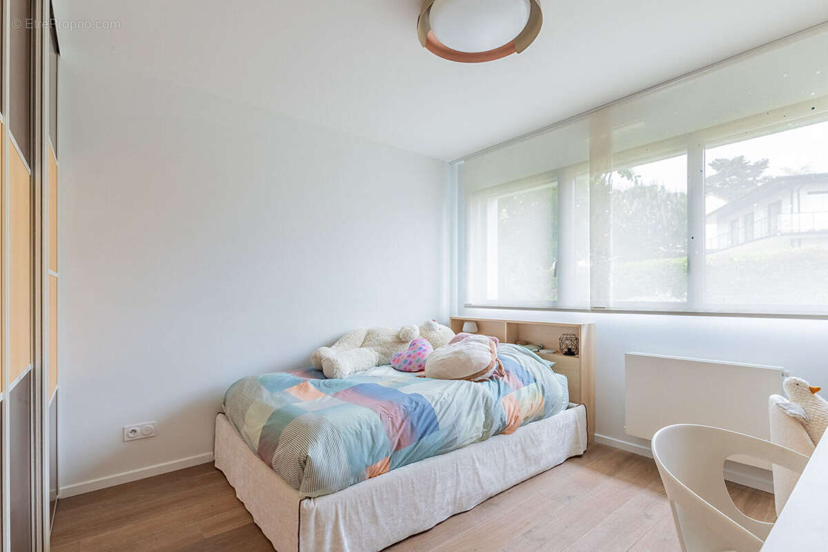 Maison à VERRIERES-LE-BUISSON