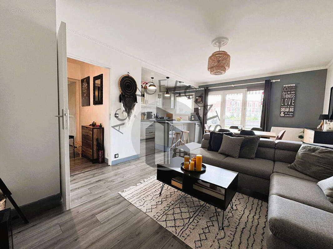 Appartement à CHELLES