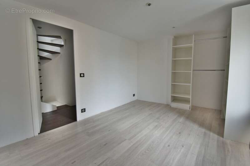 Christophe Michaudelle, Capifrance, vous propose : proche MEAUX / SAINT SOUPPLETS - à ETREPILLY, maison de ville 3 pièces, 2 cha - photo 9