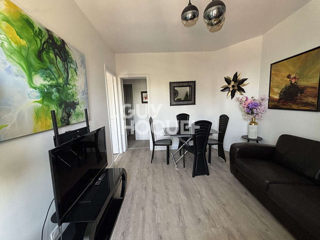 Appartement à SAINT-OUEN