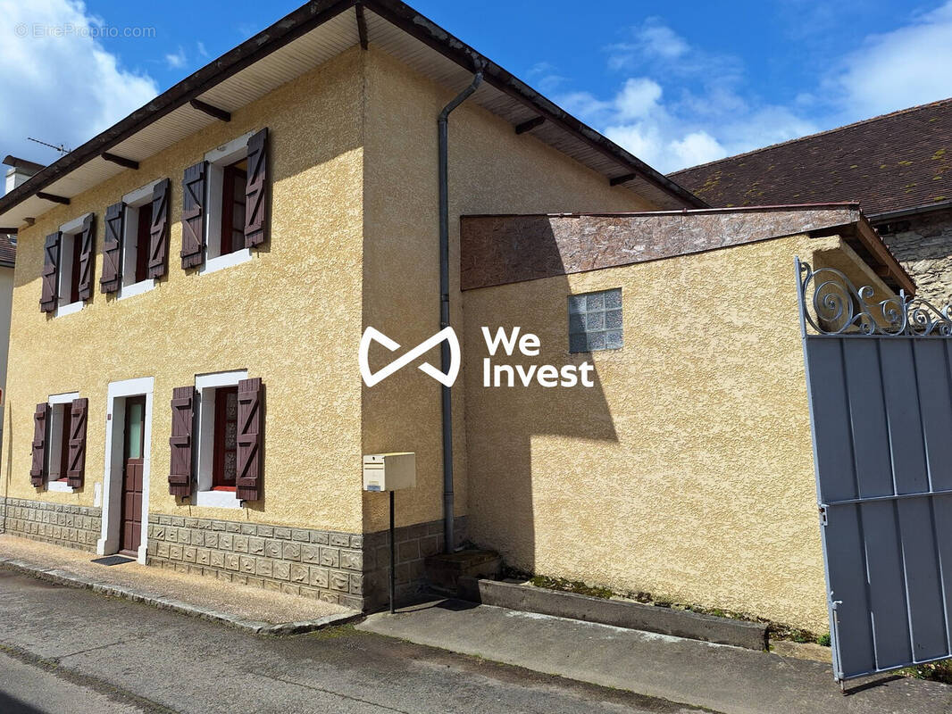 Maison à VIELLESEGURE