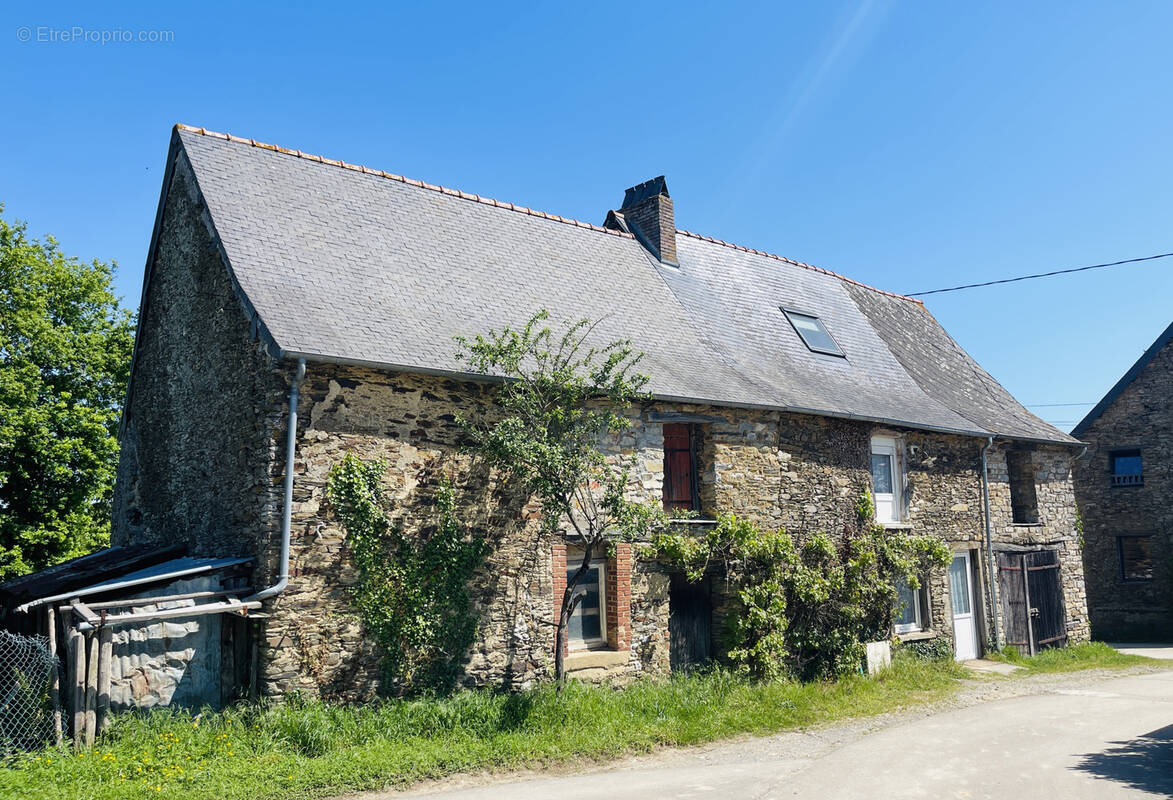 Maison à BRECE