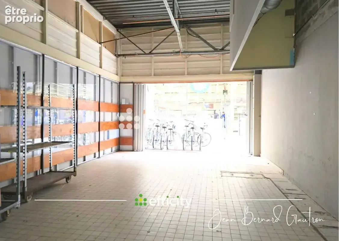 Local commercial - photo 2