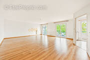 Appartement à SAINTE-LUCE-SUR-LOIRE