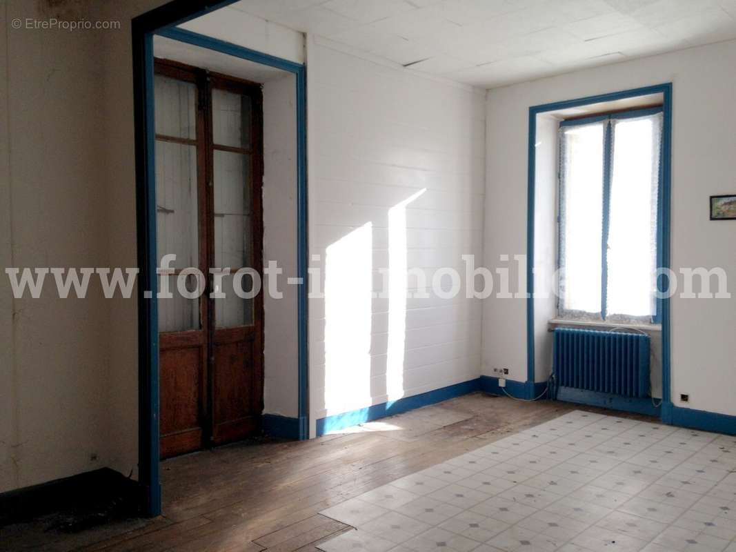 Maison à LE CHEYLARD