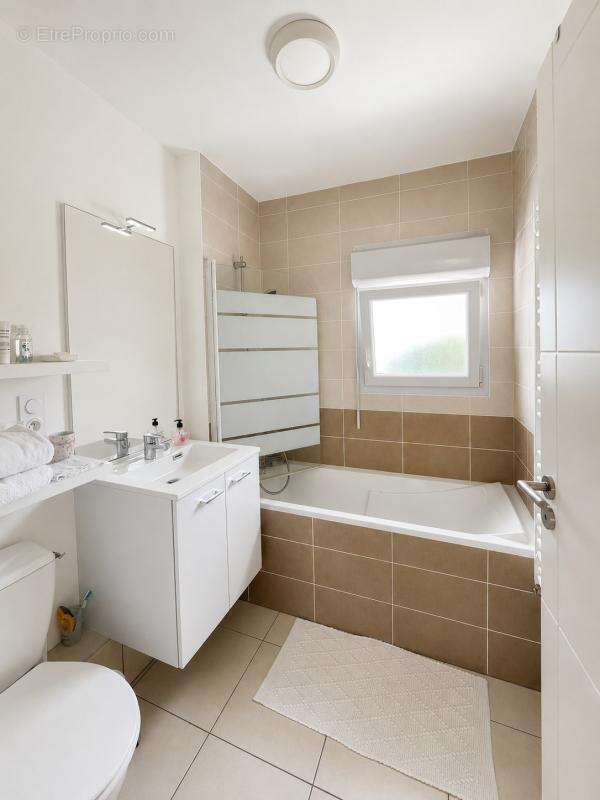 Maison recente 3 ch centre guerande - photo 8
