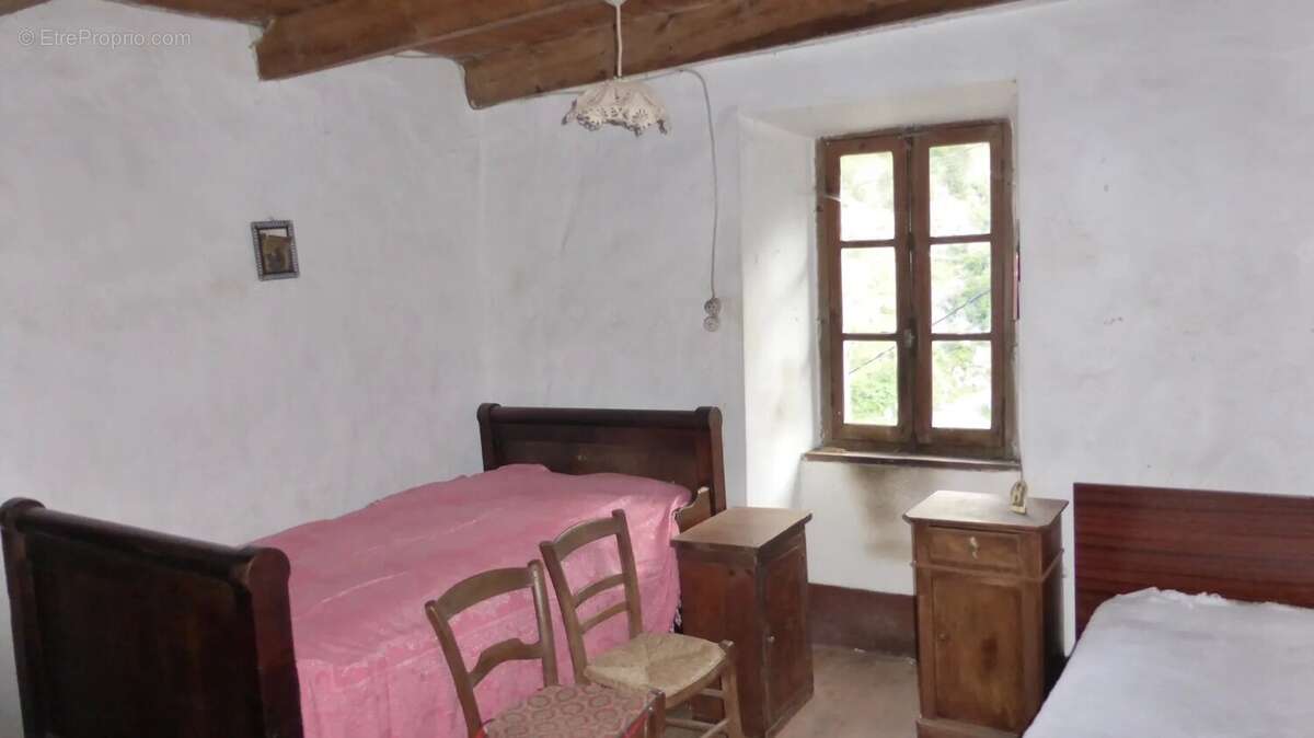 Appartement à VEYREAU