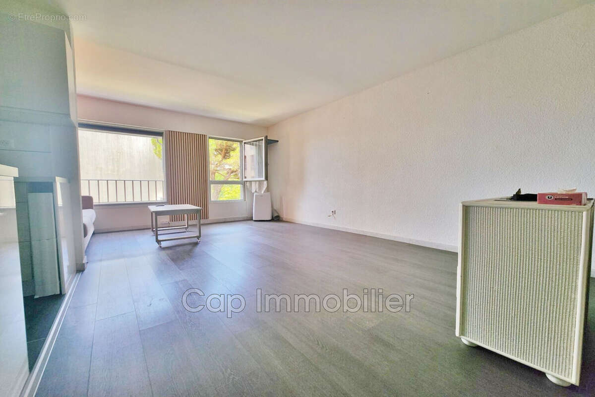 Appartement 43 m² à Agde  - photo 4