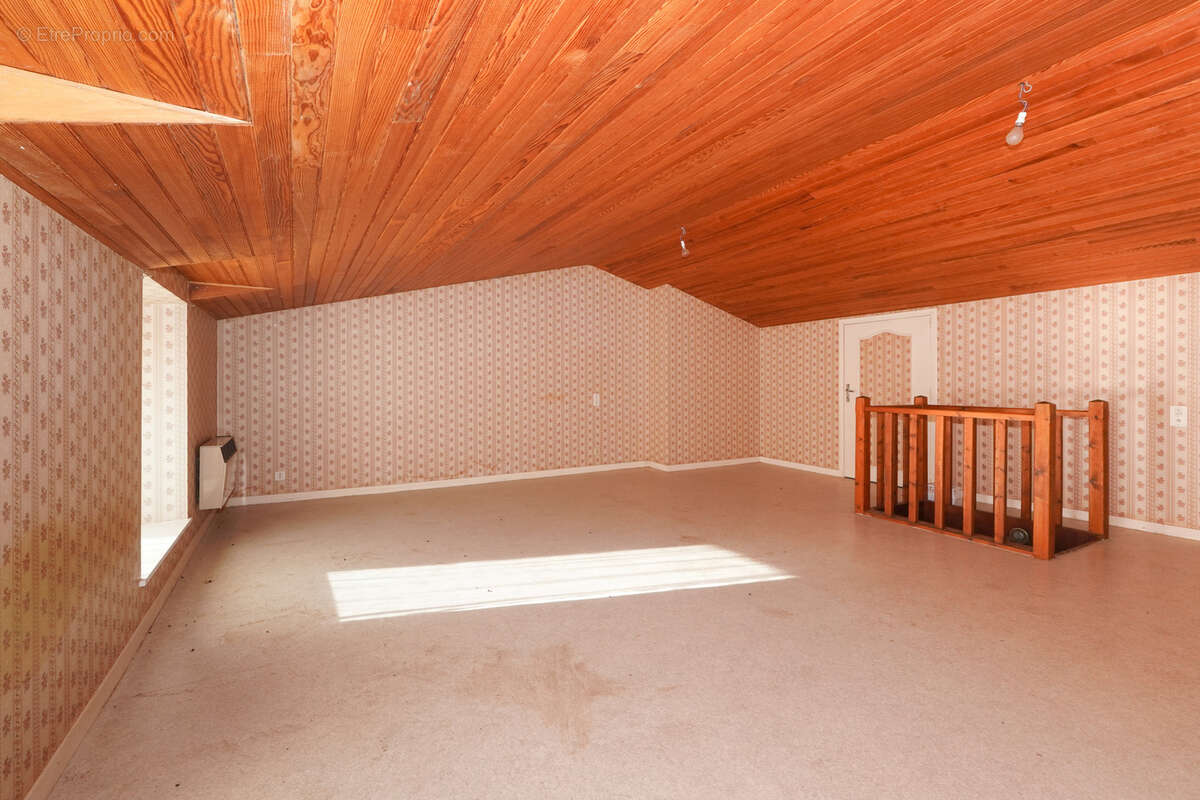 Maison à SAINT-GEORGES-SUR-ALLIER