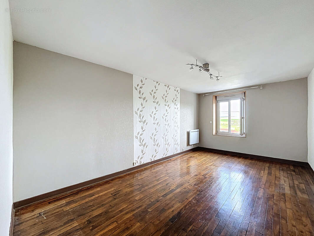 Maison à VAUCOULEURS