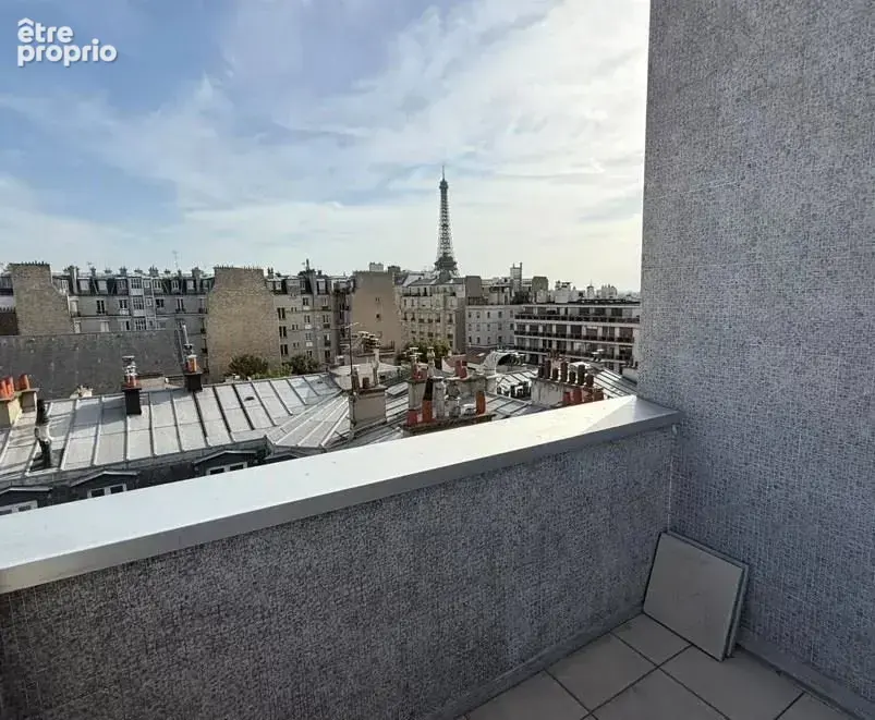 Appartement à PARIS-16E