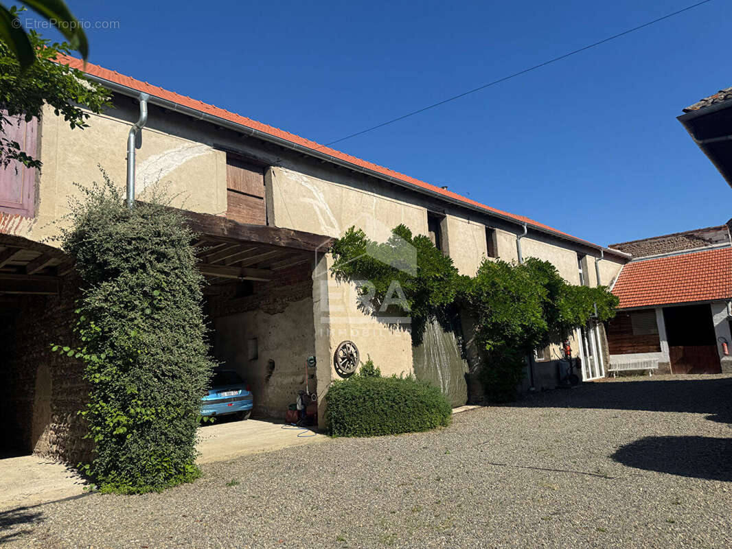 Maison à VIC-EN-BIGORRE
