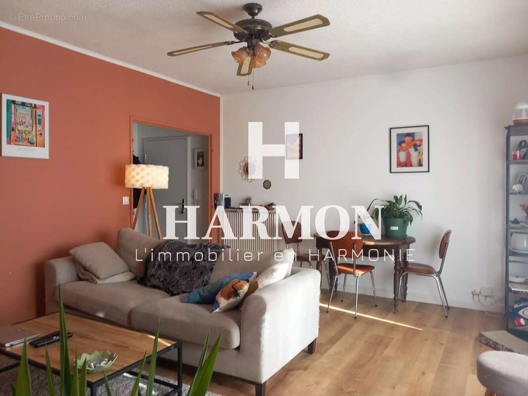 Appartement à BILLERE