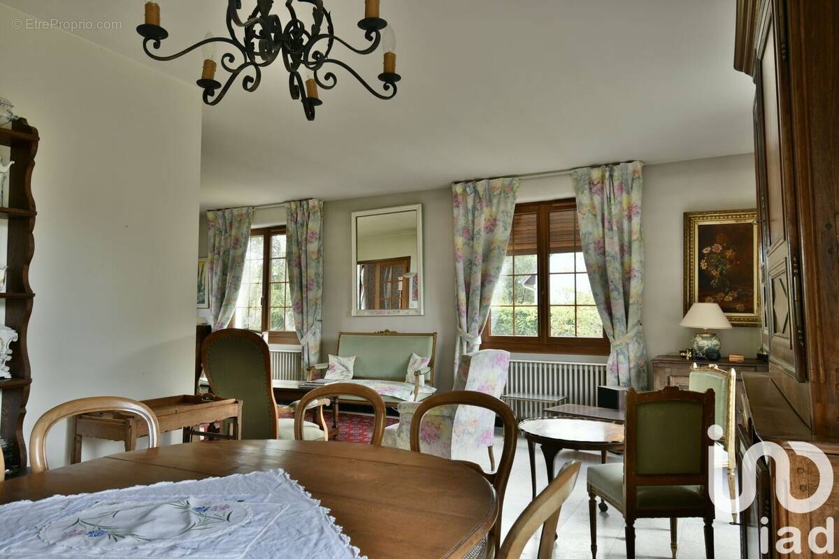 Photo 1 - Maison à BRETEUIL