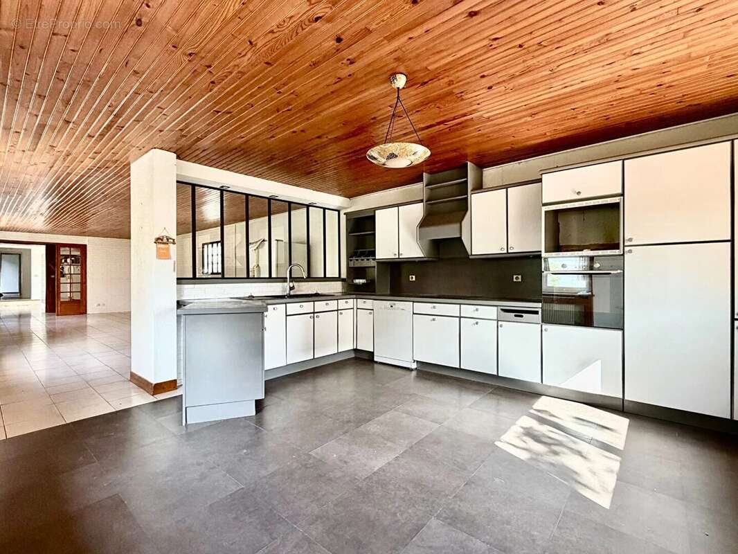 Maison à BOIS-COLOMBES